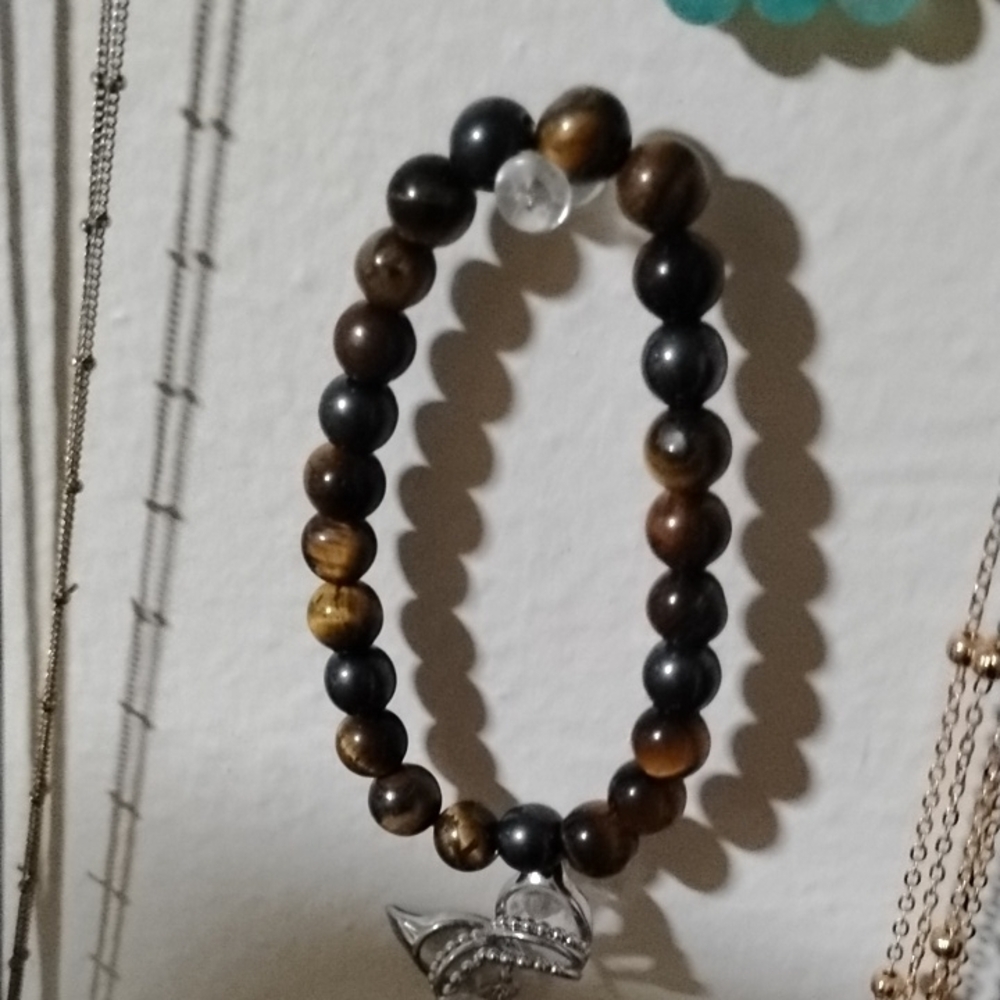 Elegant Beaded Bracelet with Charm